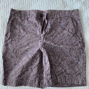 Chino Shorts from Roundtree and Yorke 38" Waist